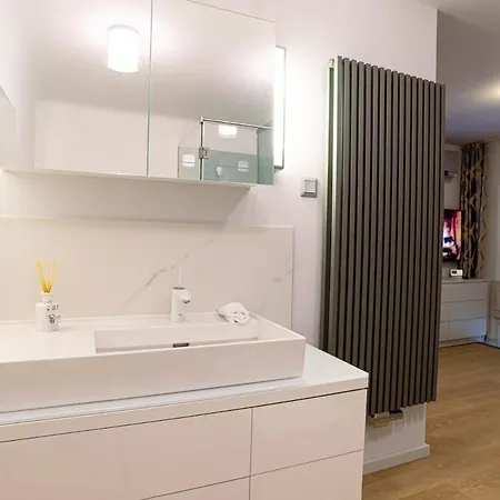 Appartamento Relaxing Luxury Getaway Steps To Parliament Pkg